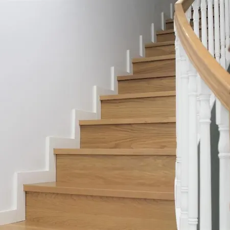 Lovely Balcony Downtown Appartement