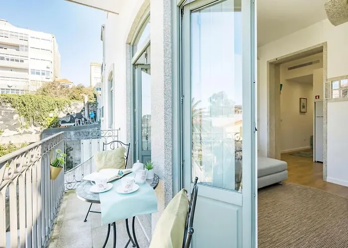 Lovely Balcony Downtown * Порту