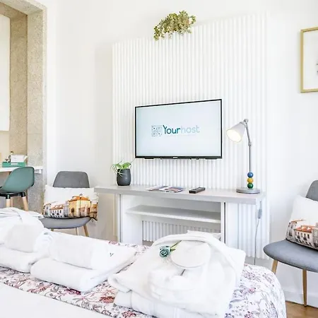 公寓 Lovely Balcony Downtown 波尔图