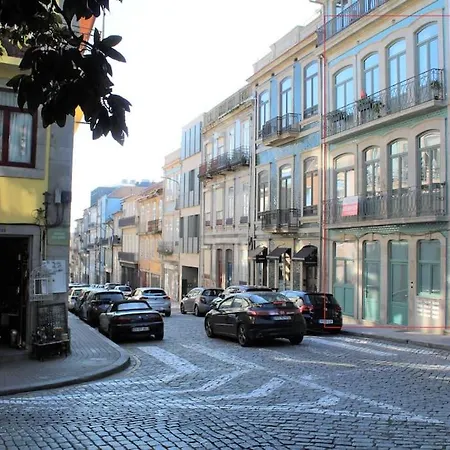 Lovely Balcony Downtown Apartment Porto