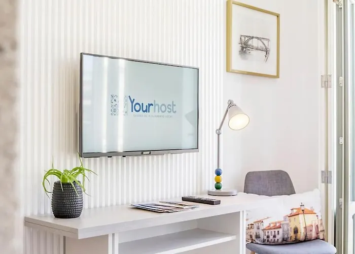 Lovely Balcony Downtown