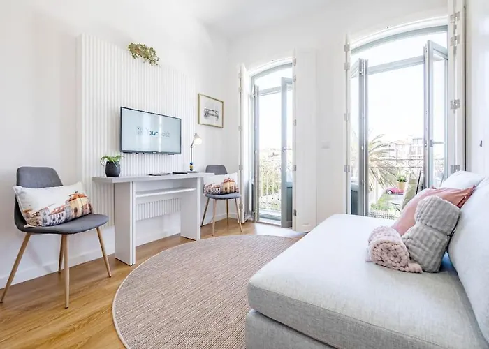 Daire Lovely Balcony Downtown *